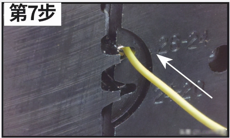 D-Sub端子線怎么安裝 d-sub端子線圖文安裝教程